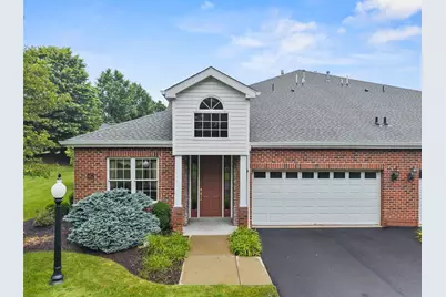 402 Providence Ct, Adams Township, PA 16059 - Photo 1