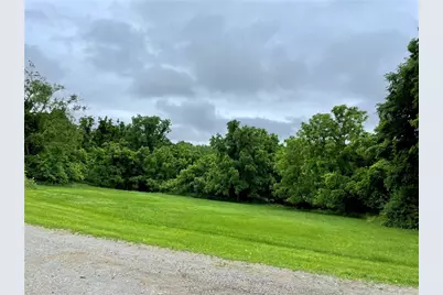 1027 Locust Ave, South Strabane, PA 15301 - Photo 5