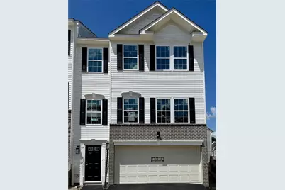 179 Lockheed Dr, Moon/Crescent Twp, PA 15108 - Photo 1