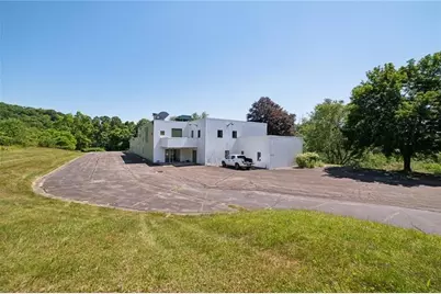 520 Pleasant Valley Rd, Trafford, PA 15085 - Photo 29