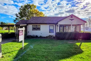 373 Pittsburgh St, Derry Township, PA 15671 - Photo 1