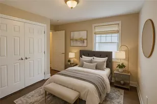 1527 Biltmore Ln, Pittsburgh, PA 15217 - Photo 13