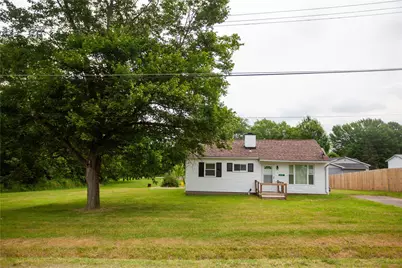 406 Avalon Dr, Union Township, PA 16101 - Photo 1