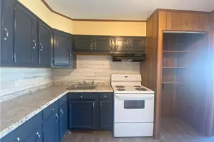 203 Irving Ave, Latrobe, PA 15650 - Photo 5