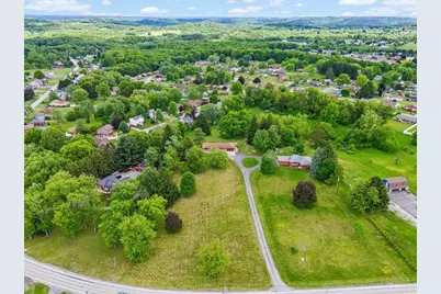 330 Center Grange Rd, Center Township, PA 15061 - Photo 37