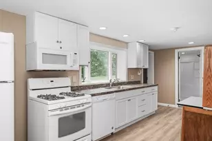 330 Center Grange Rd, Center Township, PA 15061 - Photo 31