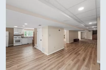 330 Center Grange Rd, Center Township, PA 15061 - Photo 33