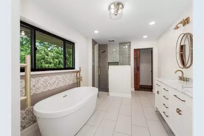 330 Center Grange Rd, Center Township, PA 15061 - Photo 17