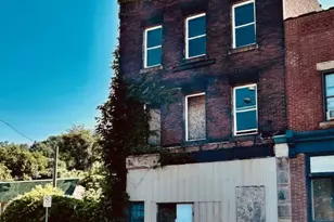 4741 Irvine St, Pittsburgh, PA 15207 - Photo 1