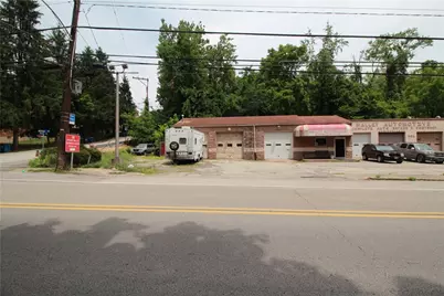 801 Universal Rd, Pittsburgh, PA 15235 - Photo 17