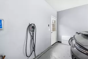 611 Suismon St, Pittsburgh, PA 15212 - Photo 31