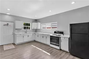 1406 Broadway Ave, Stowe Township, PA 15136 - Photo 11