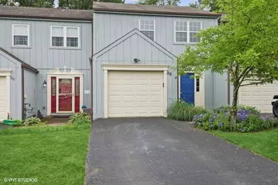 82 Monmouth Dr, Cranberry Township, PA 16066 - Photo 1