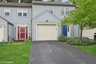 82 Monmouth Dr, Cranberry Township, PA 16066 - Photo 1