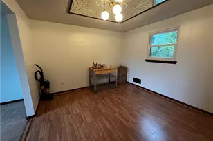 801 Ontario St, Glassport, PA 15045 - Photo 11