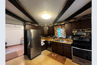 801 Ontario St, Glassport, PA 15045 - Photo 13