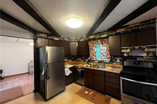 801 Ontario St, Glassport, PA 15045 - Photo 13