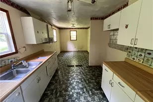 90 Grandview Ave Ext, White Township, PA 15701 - Photo 15