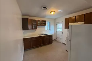 403 Ohio Ave, Glassport, PA 15045 - Photo 5