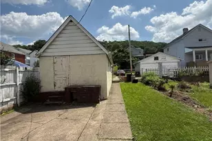 403 Ohio Ave, Glassport, PA 15045 - Photo 29