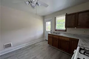 3113 Quay St, White Oak, PA 15131 - Photo 9