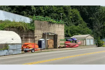 3158 River, Leechburg Boro, PA 15656 - Photo 3