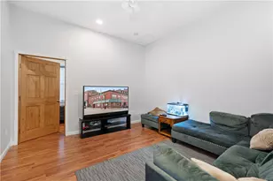 202 W Main St, Monongahela City, PA 15063 - Photo 11