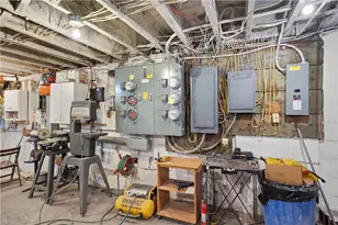 202 W Main St, Monongahela City, PA 15063 - Photo 31