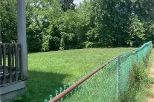 1512 Grimes St, New Castle, PA 16101 - Photo 3