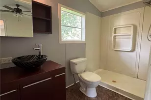 115 Woodview Dr, Middlesex Township, PA 16059 - Photo 13