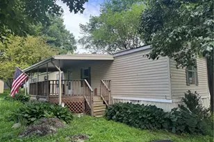 115 Woodview Dr, Middlesex Township, PA 16059 - Photo 1