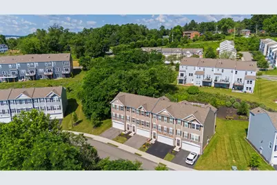 209 Lockheed Dr, Moon/Crescent Twp, PA 15108 - Photo 3