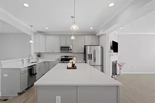 209 Lockheed Dr, Moon/Crescent Twp, PA 15108 - Photo 13