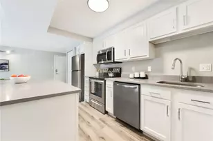 1600 Settlers Dr, Oakdale, PA 15071 - Photo 7