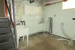 571 Grove Rd, Pittsburgh, PA 15147 - Photo 21