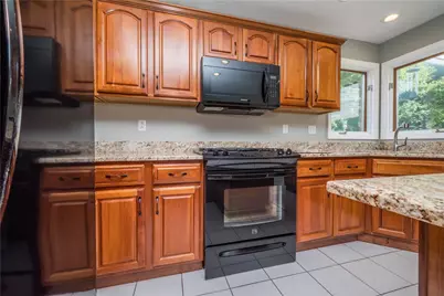 170 Pinehurst Dr, Cranberry Township, PA 16066 - Photo 23