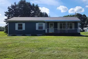 881 Bonniebrook Rd, Summit Township, PA 16002 - Photo 1