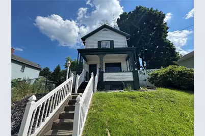 27 W Chartes St, New Castle, PA 16102 - Photo 1