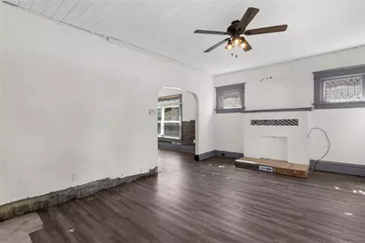 203 Baldwin Ave, Sharon, PA 16146 - Photo 9