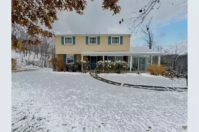 1449 Parkview Dr, Pittsburgh, PA 15101 - Photo 1