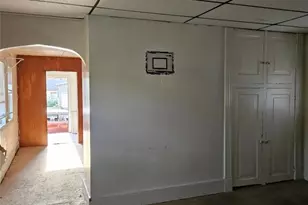 1424 4th Ave, Beaver Falls, PA 15010 - Photo 3