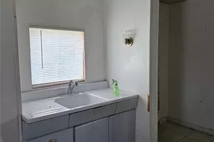 1424 4th Ave, Beaver Falls, PA 15010 - Photo 5