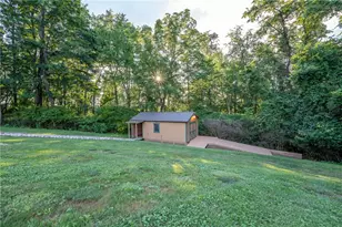 2780 Ipnar Rd, North Huntingdon, PA 15642 - Photo 33