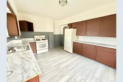 864 Vankirk St, Clairton, PA 15025 - Photo 3