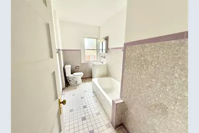 864 Vankirk St, Clairton, PA 15025 - Photo 7