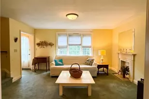 410 Sulgrave Rd, Pittsburgh, PA 15211 - Photo 9