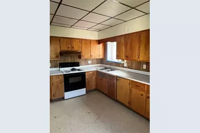 214 E Fairview Ave, Connellsville, PA 15425 - Photo 29