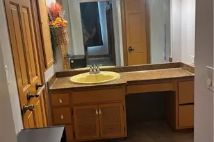 214 E Fairview Ave, Connellsville, PA 15425 - Photo 13