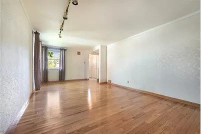 3931 Boulevard Drive, Pittsburgh, PA 15217 - Photo 5