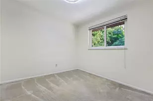 3931 Boulevard Dr, Pittsburgh, PA 15217 - Photo 23